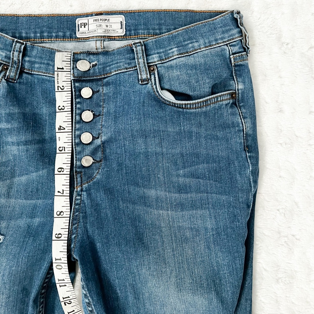 FREE PEOPLE Reagan Button Front Distressed Jeans - Picture 12 of 13